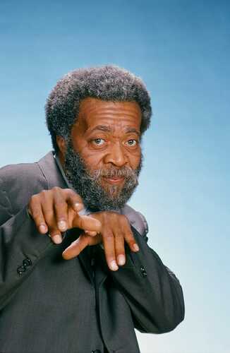 17759116556321082024702902233452