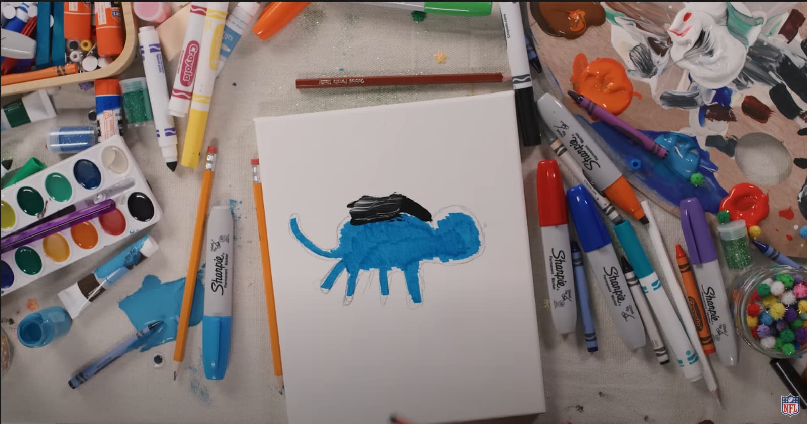 Jamo and Hutch attempt to draw the Lions logo : r/detroitlions