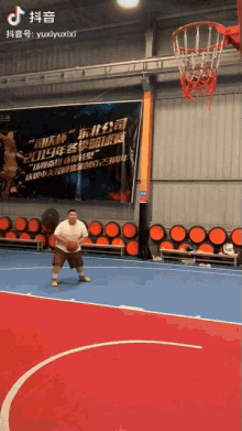 fat-boy-got-hoops-basketball