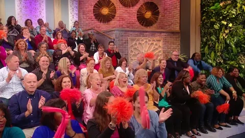 Excited The Wave GIF by Rachael Ray Show